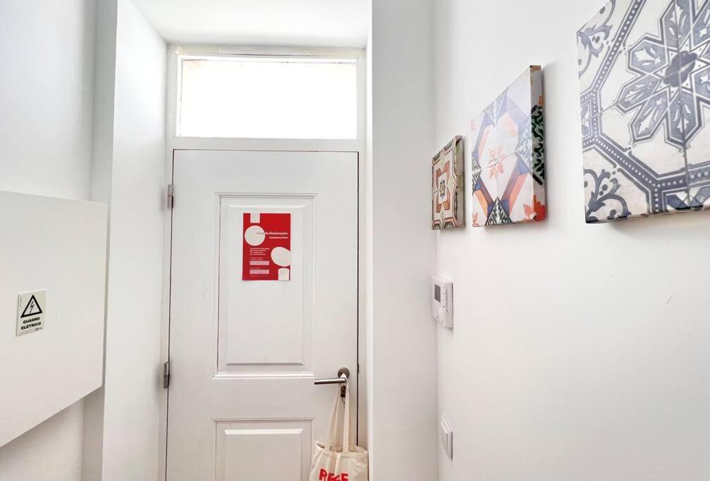 Vila Rosario 3 Studios With Patio By Homeful Homes Lisboa Kültér fotó